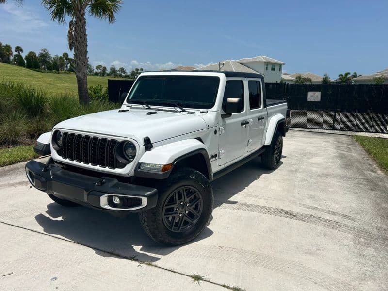 2024 Jeep Gladiator Sport S Pickup 4D 5 ft - Photo 1