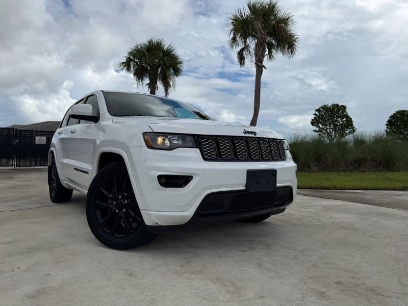 2018 Jeep Grand Cherokee Altitude Sport Utility 4D - Photo 1